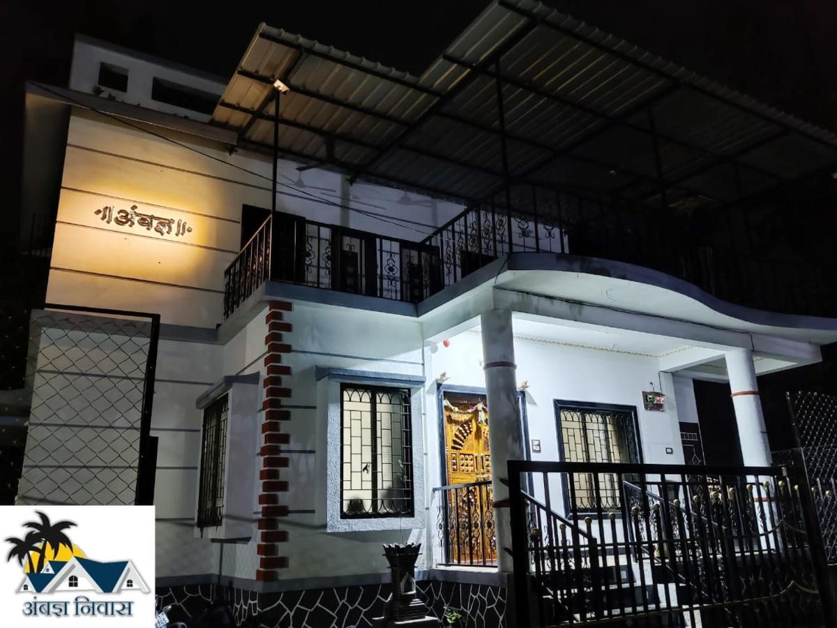 Rane Ambadnya Niwas Apartment นาโกน ภายนอก รูปภาพ