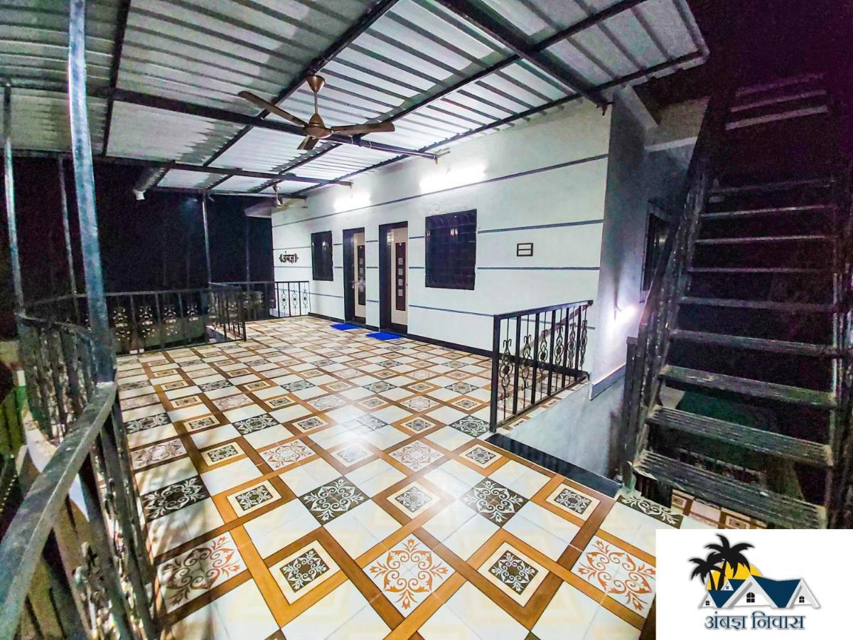 Rane Ambadnya Niwas Apartment นาโกน ภายนอก รูปภาพ