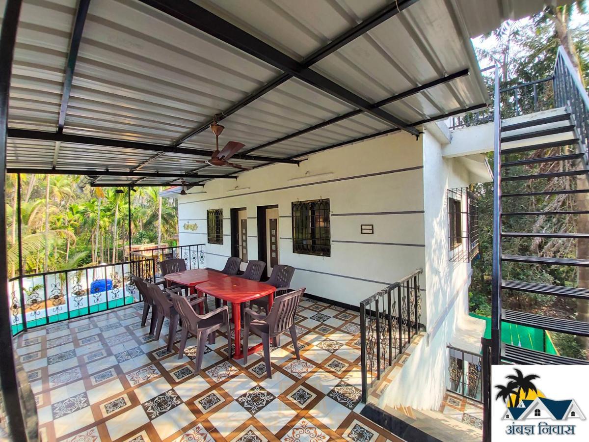 Rane Ambadnya Niwas Apartment นาโกน ภายนอก รูปภาพ