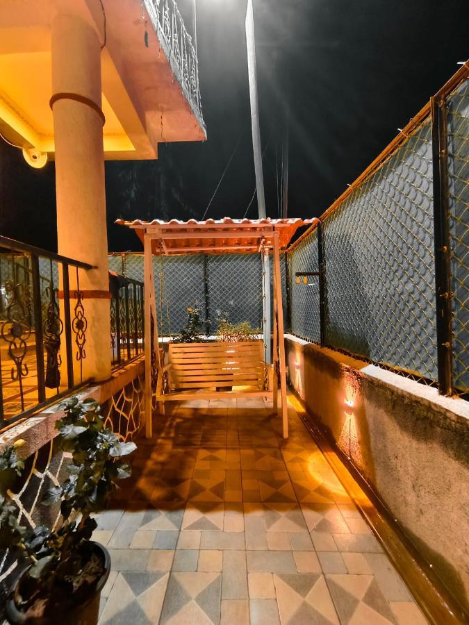 Rane Ambadnya Niwas Apartment นาโกน ภายนอก รูปภาพ