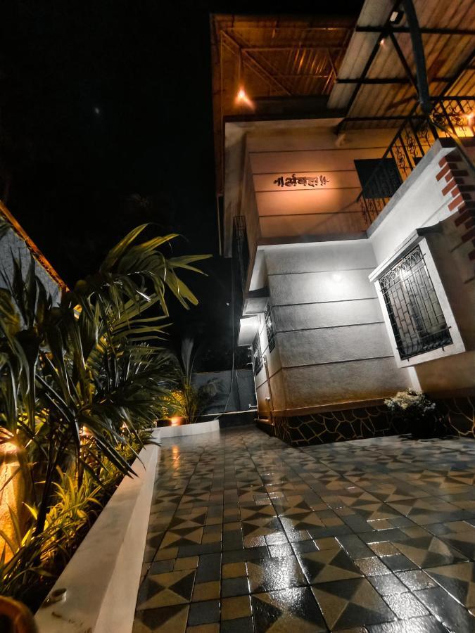 Rane Ambadnya Niwas Apartment นาโกน ภายนอก รูปภาพ