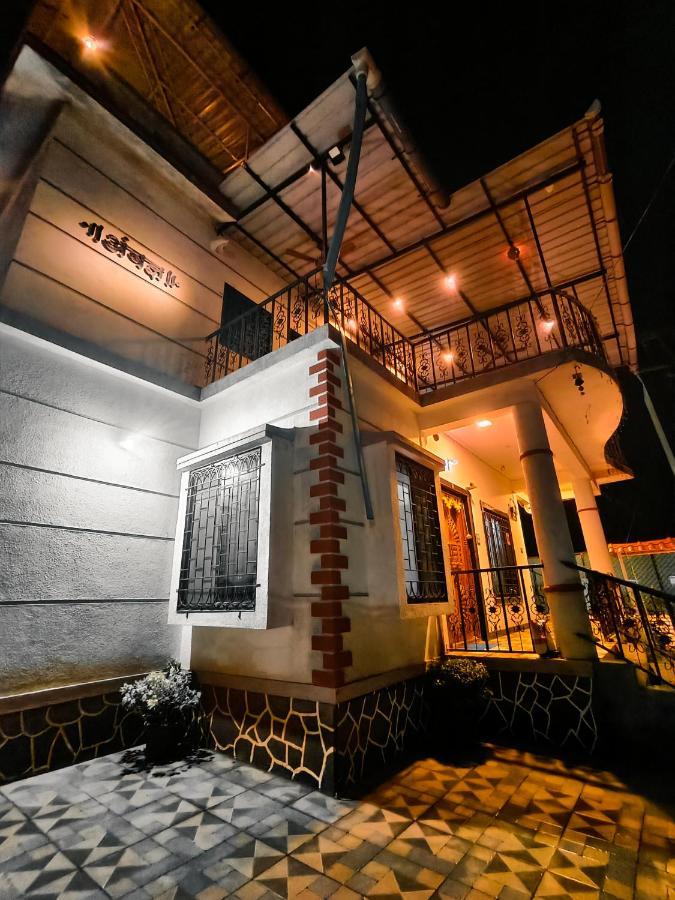 Rane Ambadnya Niwas Apartment นาโกน ภายนอก รูปภาพ